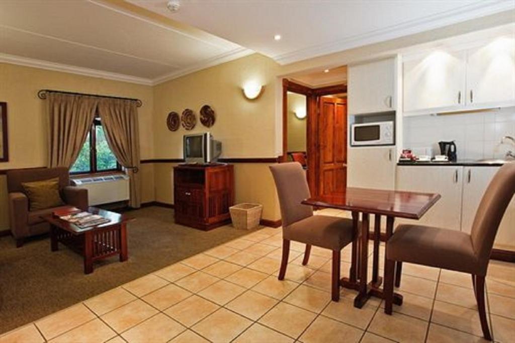 Peermont Mondior Hotel Gaborone Kültér fotó