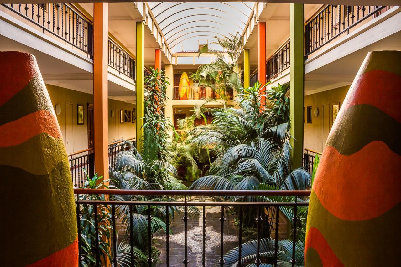 Peermont Mondior Hotel Gaborone Kültér fotó