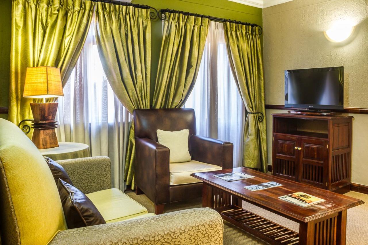 Peermont Mondior Hotel Gaborone Kültér fotó