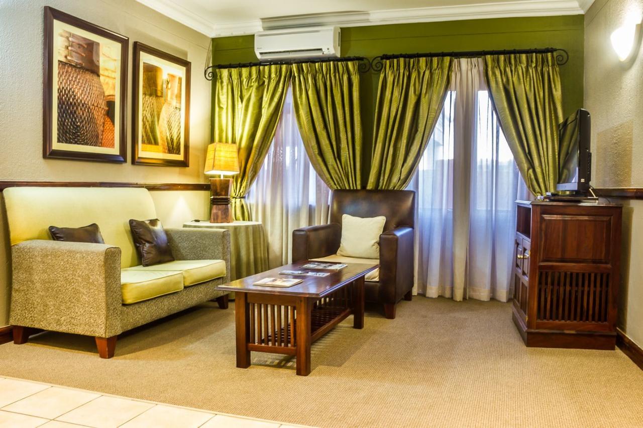 Peermont Mondior Hotel Gaborone Kültér fotó