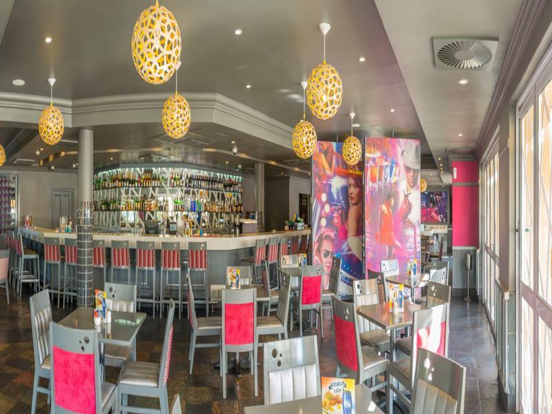 Peermont Mondior Hotel Gaborone Kültér fotó