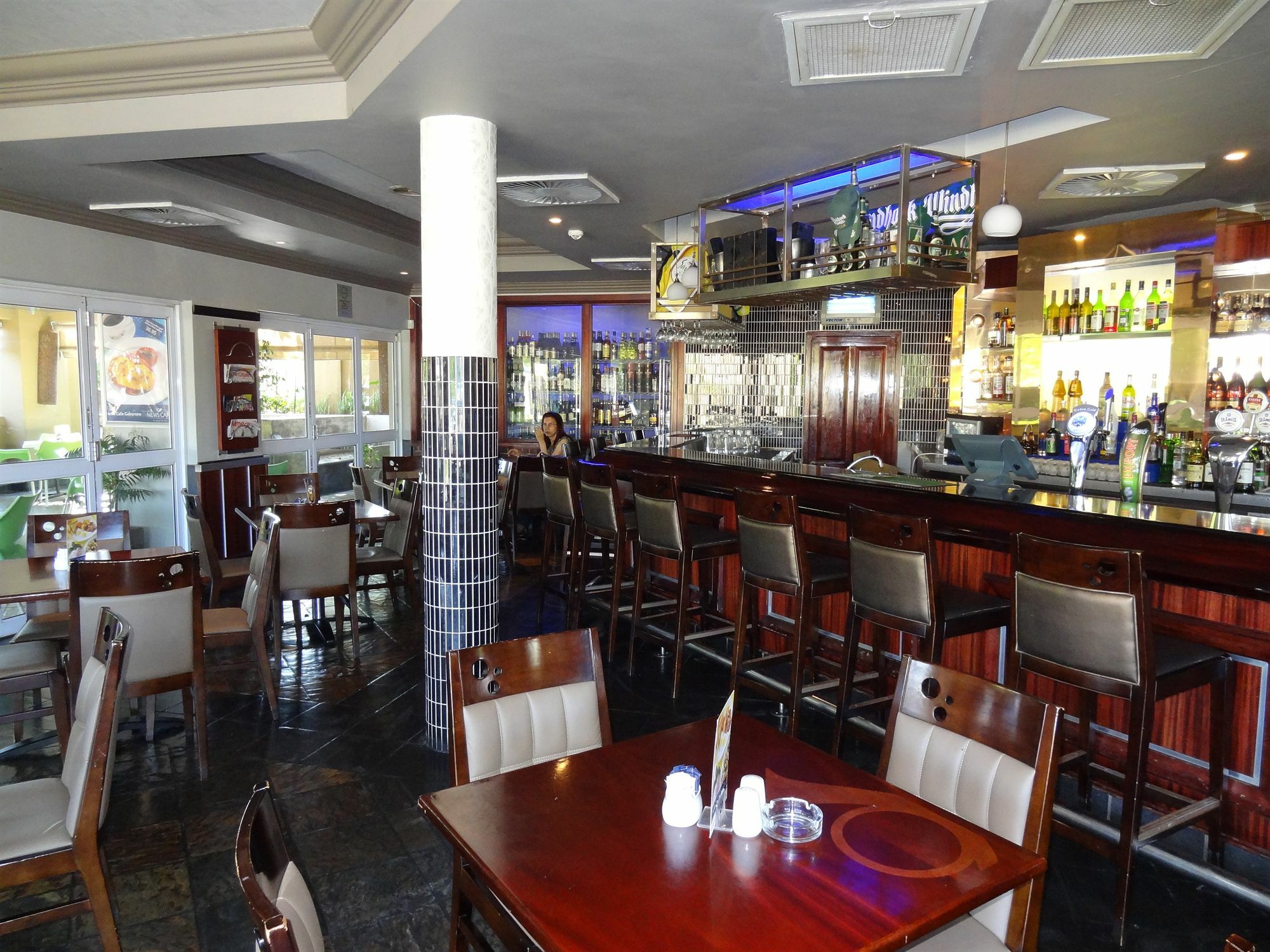 Peermont Mondior Hotel Gaborone Kültér fotó