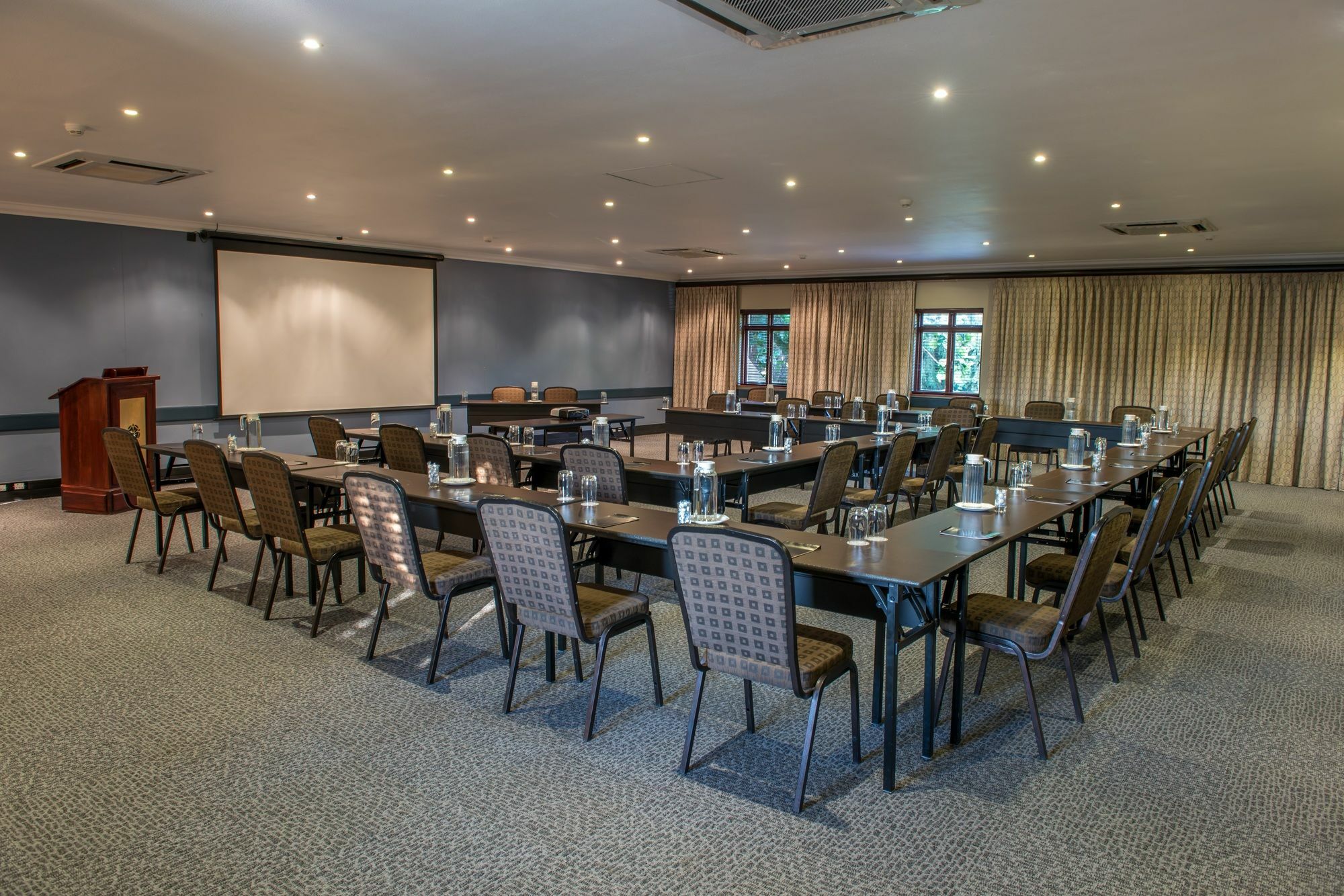 Peermont Mondior Hotel Gaborone Kültér fotó